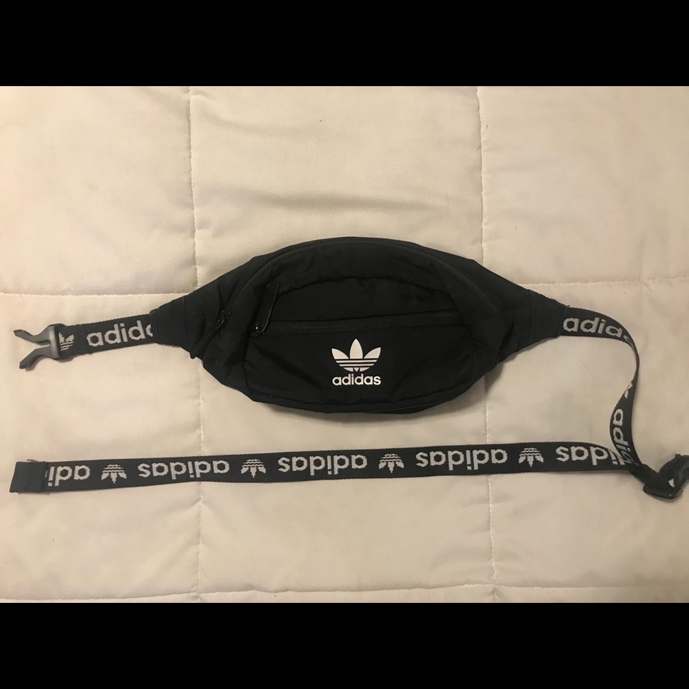~adidas fanny pack~